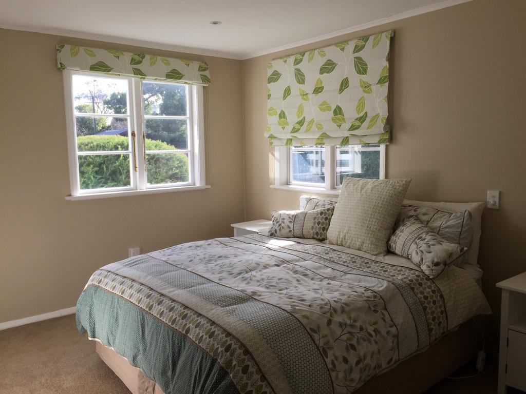 Te Moana Bed & Breakfast Panzió Waikanae Szoba fotó