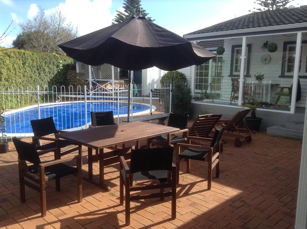 Te Moana Bed & Breakfast Panzió Waikanae Kültér fotó
